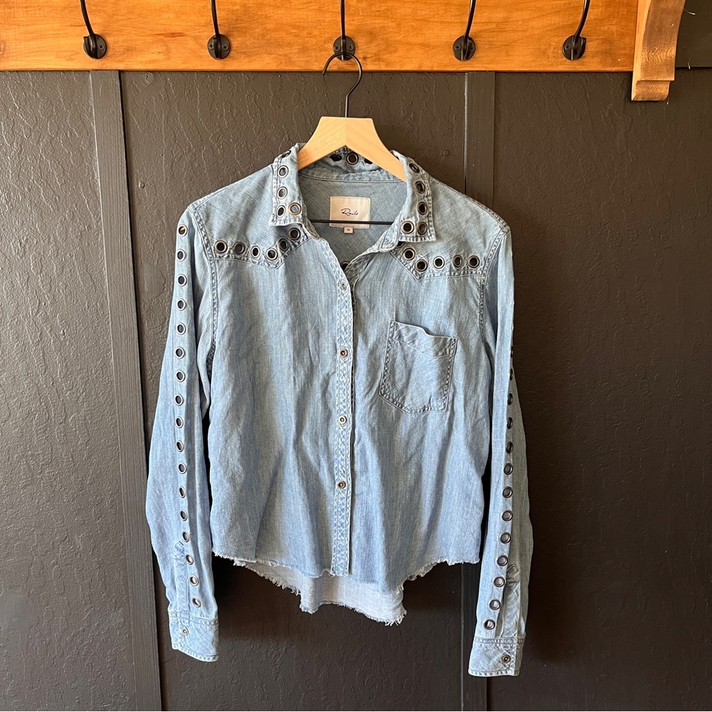 Rails Clayton Raw Hem Grommet Denim Shirt - Picture 2 of 14
